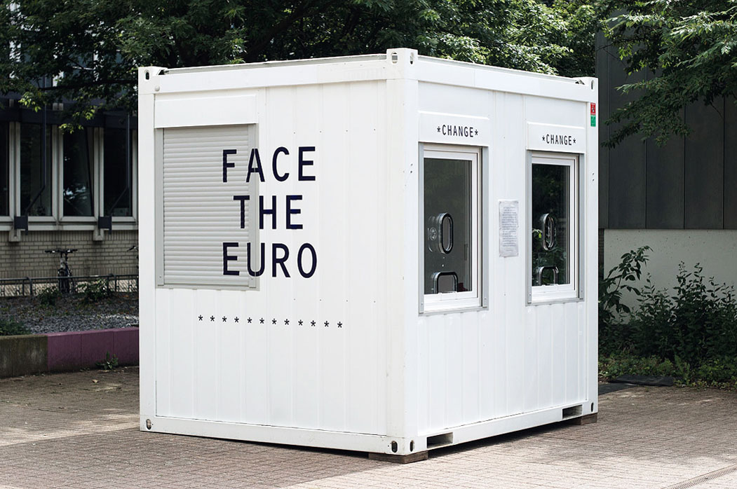 Face-the-euro_europe_europa_money_EU-photography_Sebastian-Hennig_copyright-by-Daniel-Zakharov-01